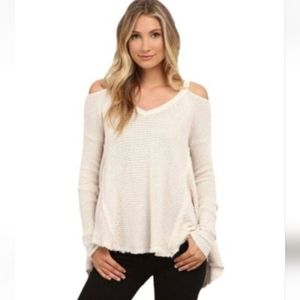 Free‎ People Ivory Moonshine V Neck Cold Shoulder Sweater Top Size XS